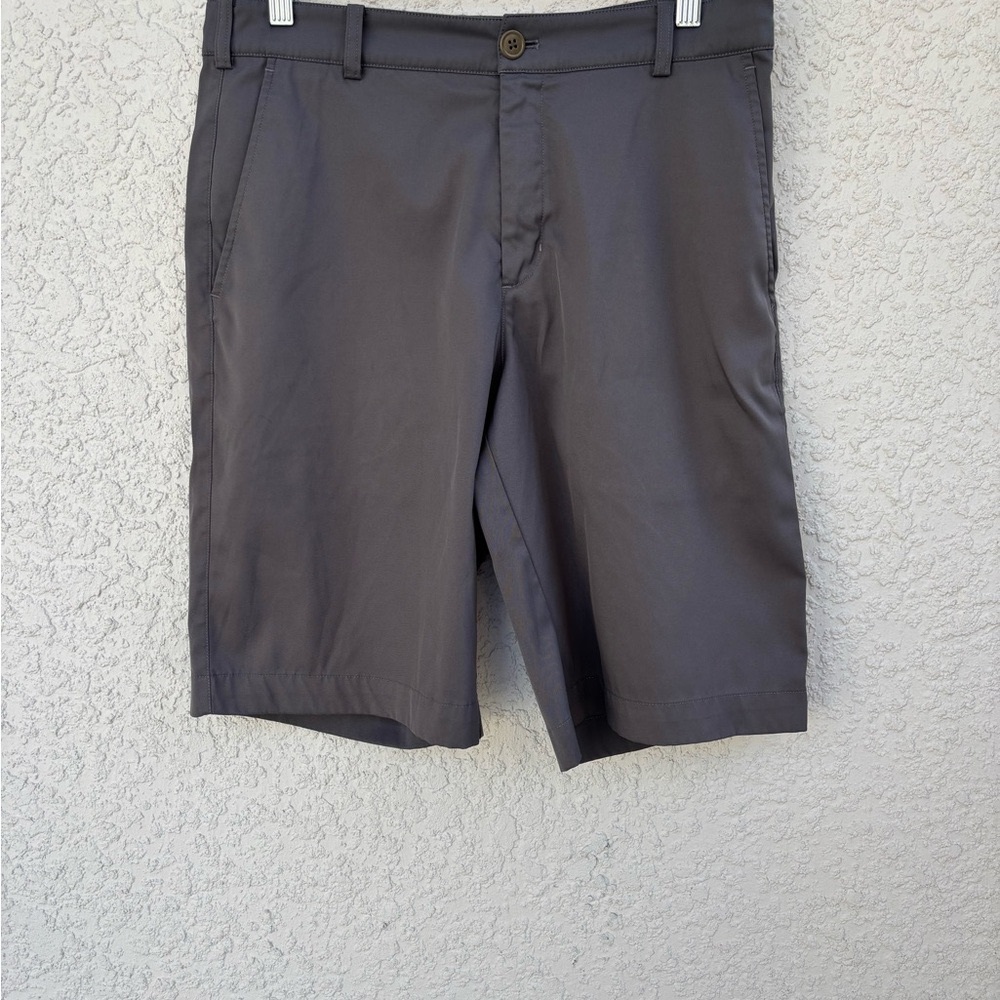 Nike Gray Flat Front Shorts for Casual Comfort‎ - Picture 2 of 9
